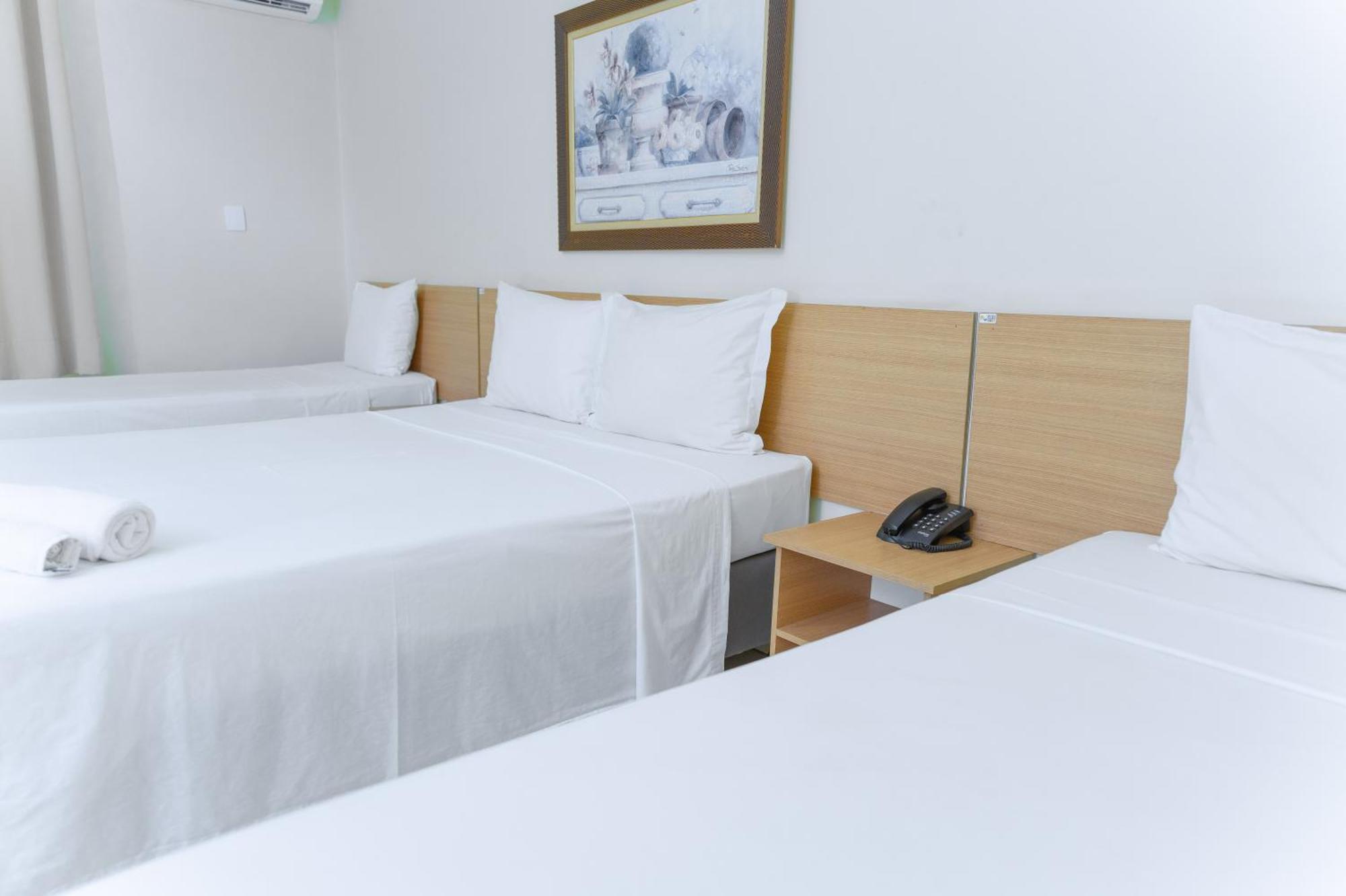 Hotel Equinocios Executive 바르카레나 외부 사진